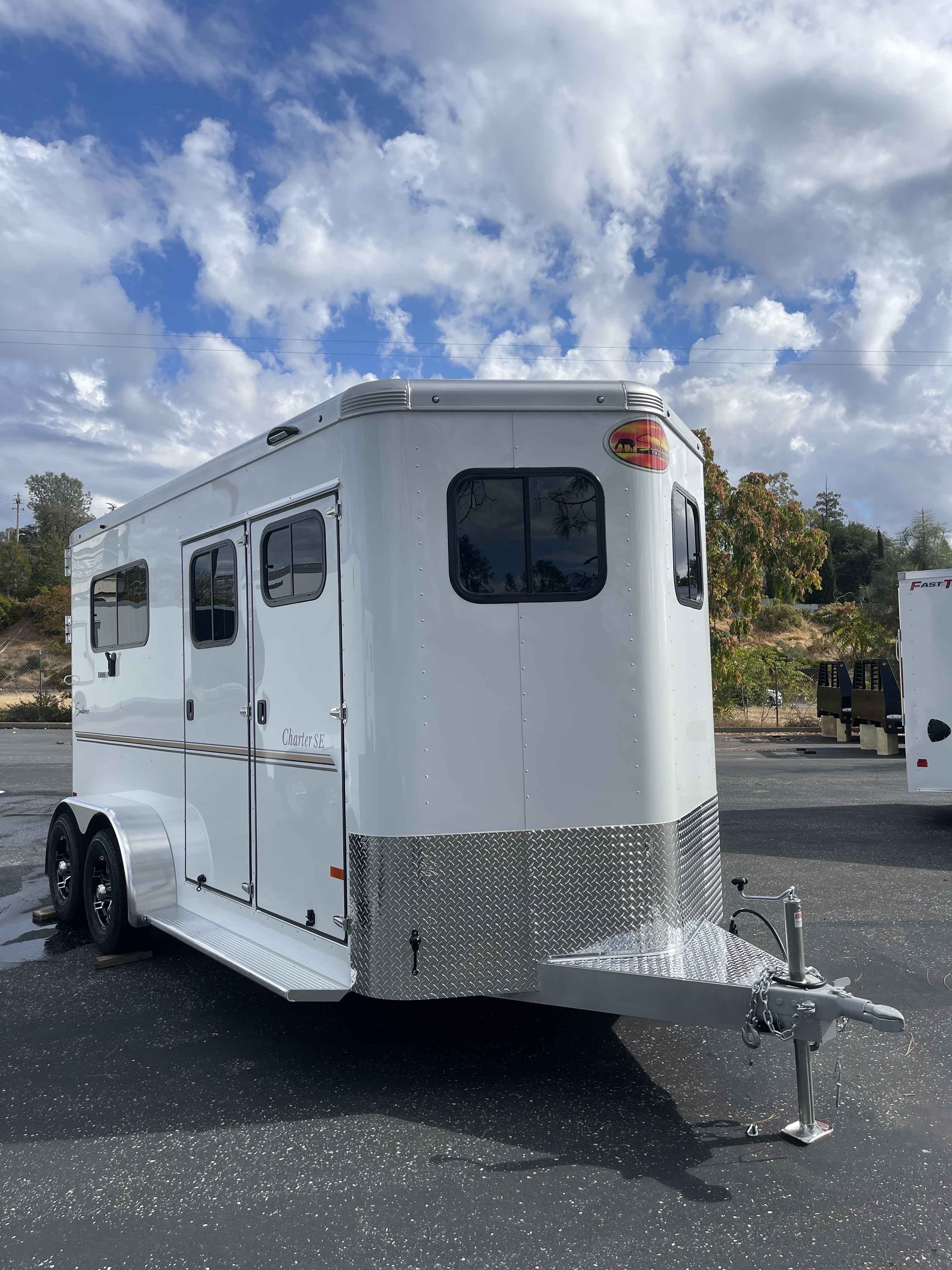 2025 Sundowner BP 2H CHARTER TR SE Horse Trailer