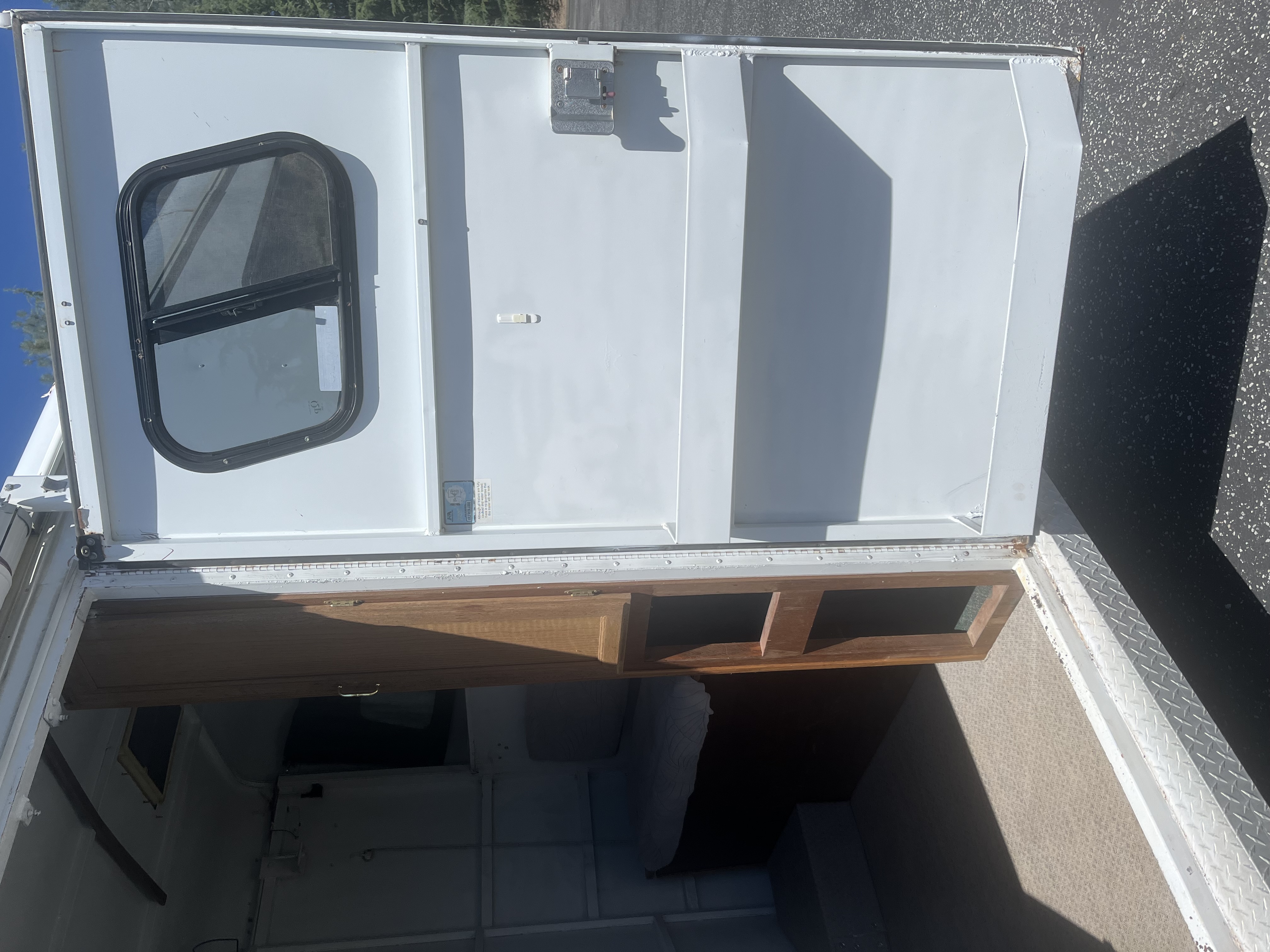 1995 Trails West GN 3H CLASSIC Horse Trailer