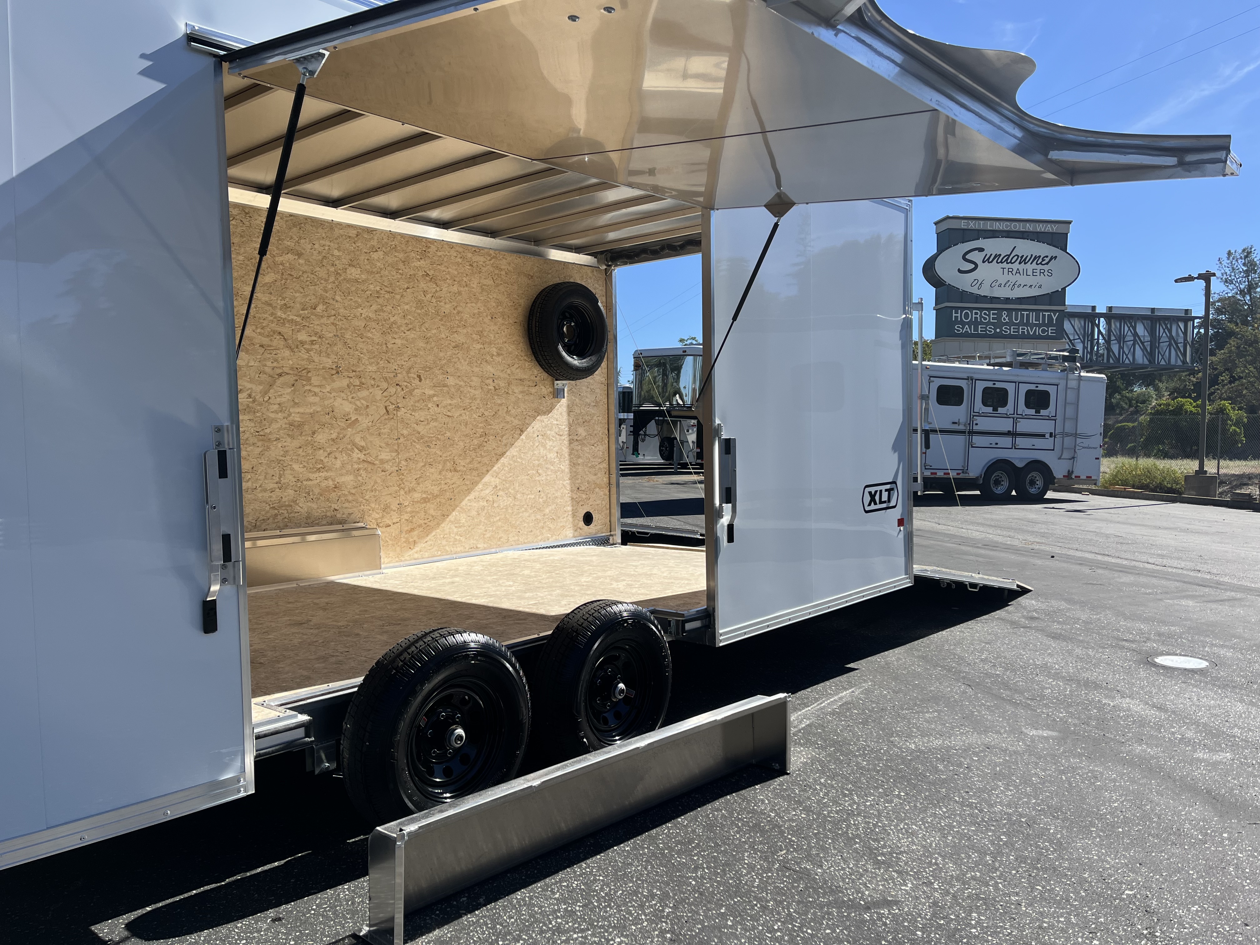 2027 Alcom BP 8.5 x 24 XLT Pro Cargo