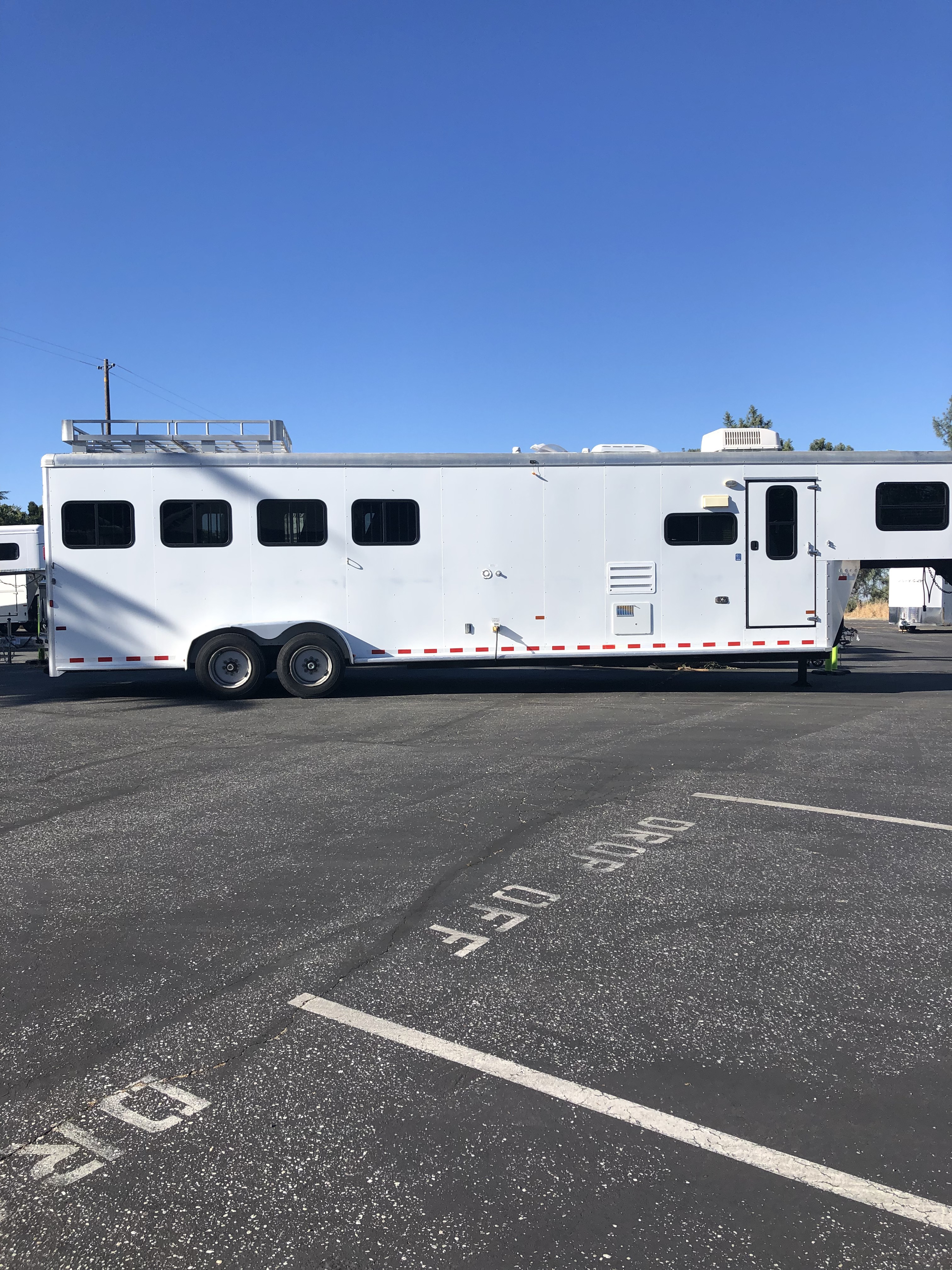 2007 Sundowner LQ 4H SLIDE OUT LQ