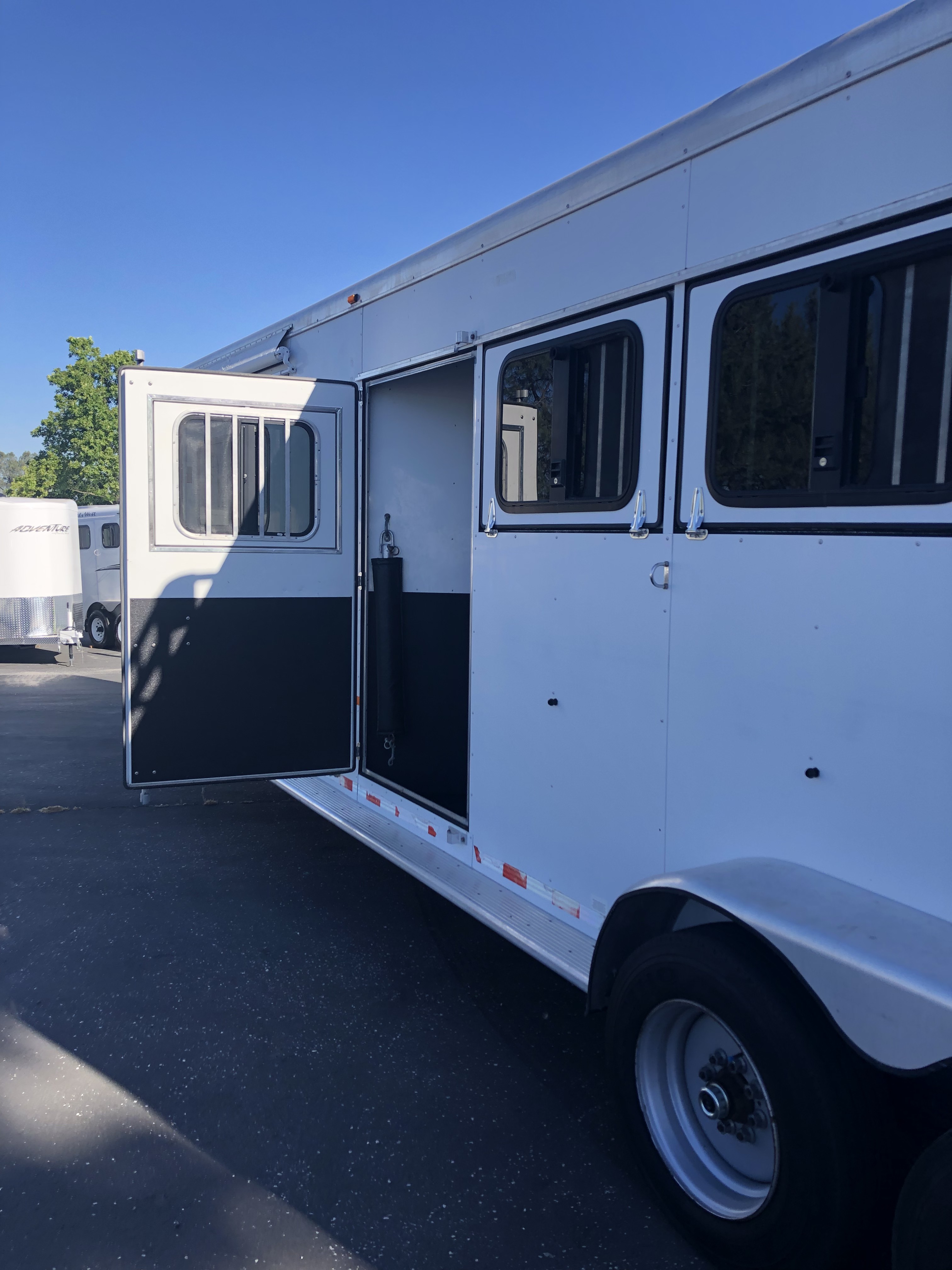 2007 Sundowner LQ 4H SLIDE OUT LQ
