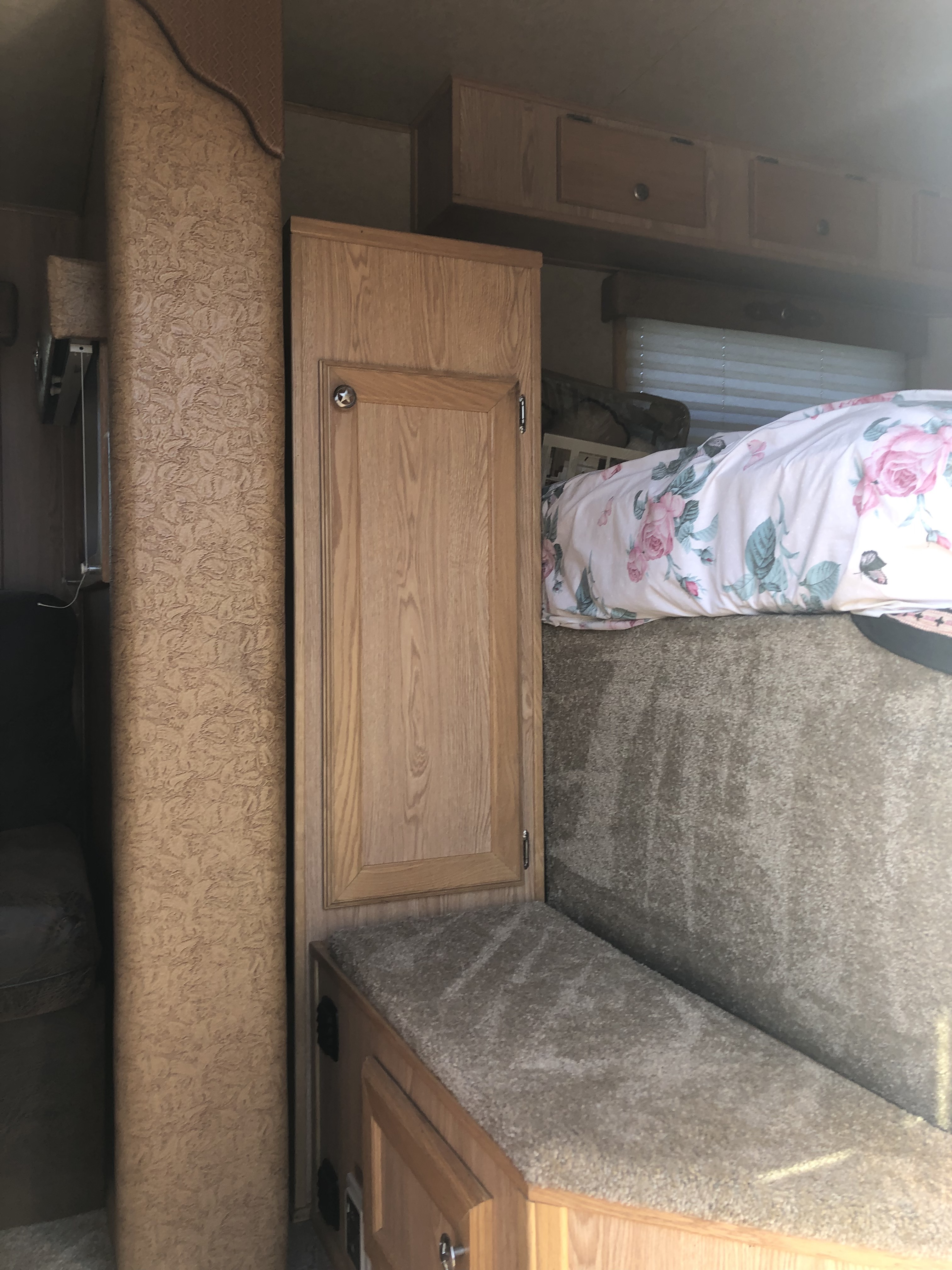 2007 Sundowner LQ 4H SLIDE OUT LQ