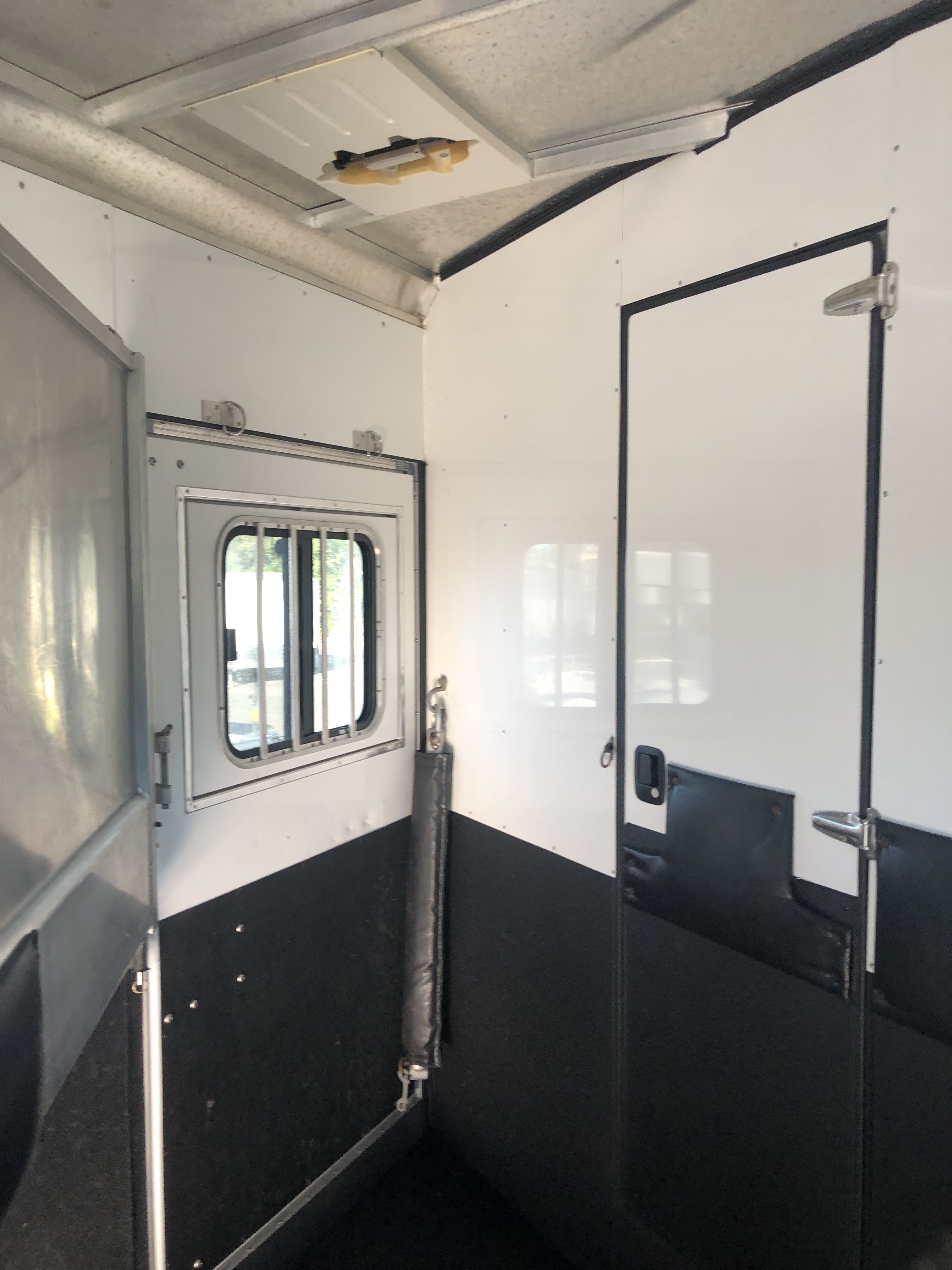 2007 Sundowner LQ 4H SLIDE OUT LQ