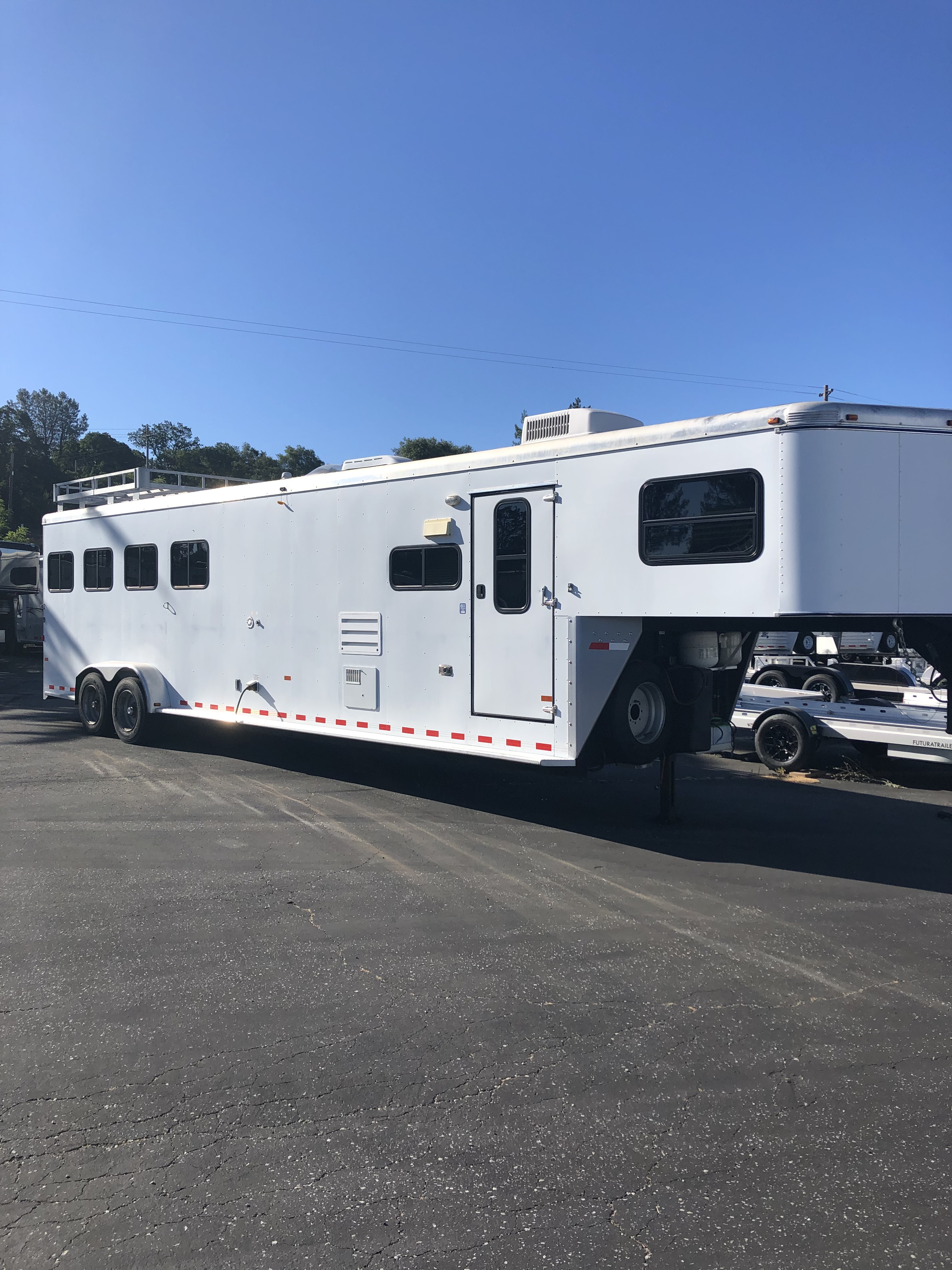 2007 Sundowner LQ 4H SLIDE OUT LQ