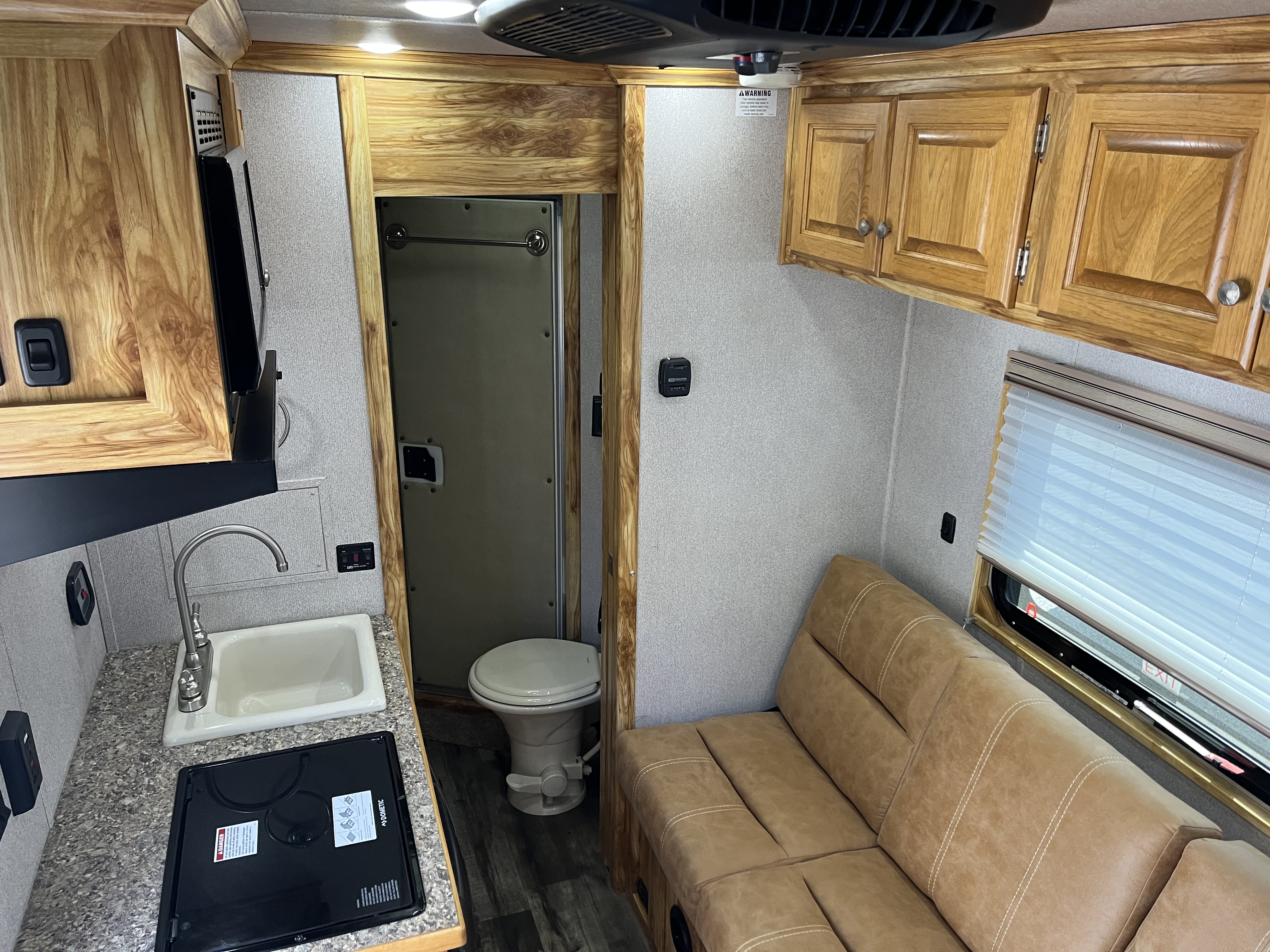 2024 Sundowner LQ 2H SANTA FE SS 6906 LQ
