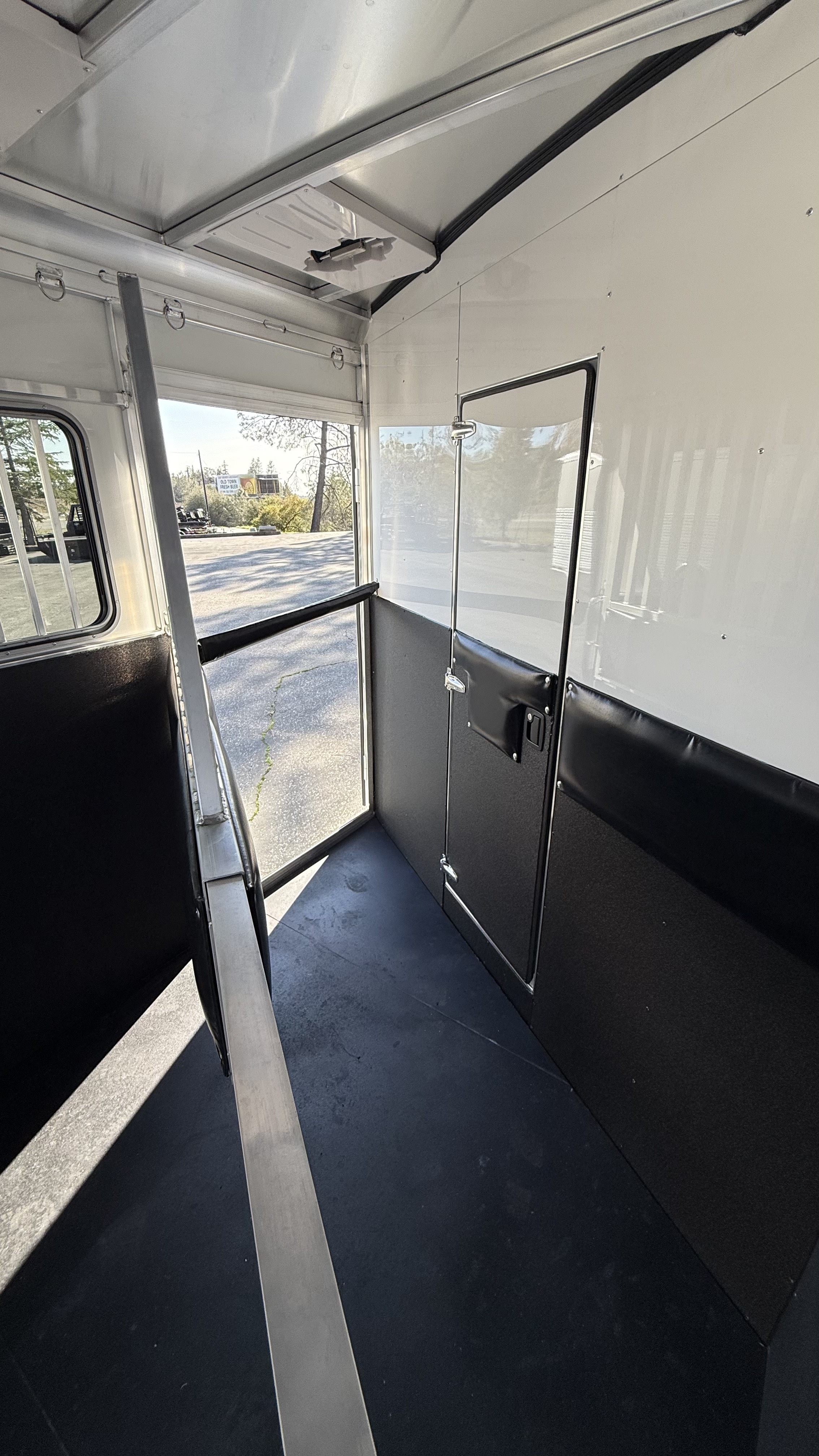 2025 Sundowner LQ 2H SANTA FE SS 6906 LQ