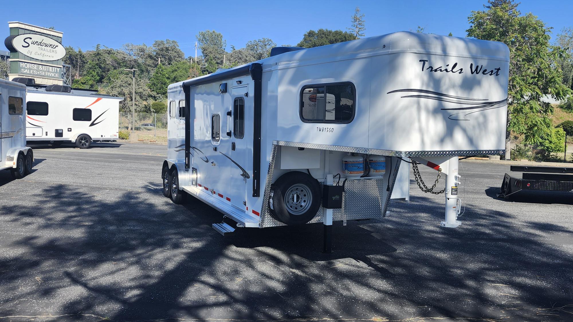 2027 Trails West LQ 2H CLASSIC 8X13 SO LQ