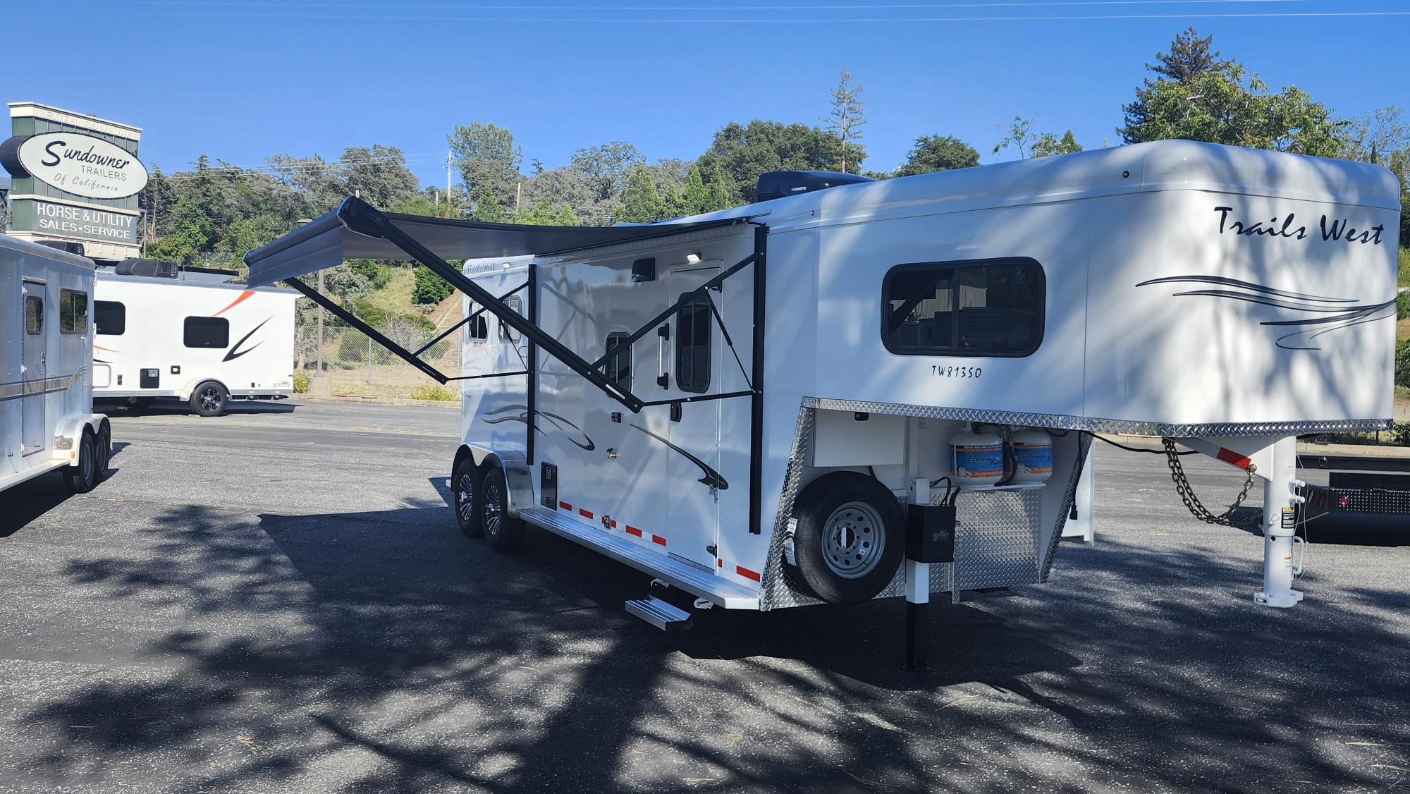 2027 Trails West LQ 2H CLASSIC 8X13 SO LQ