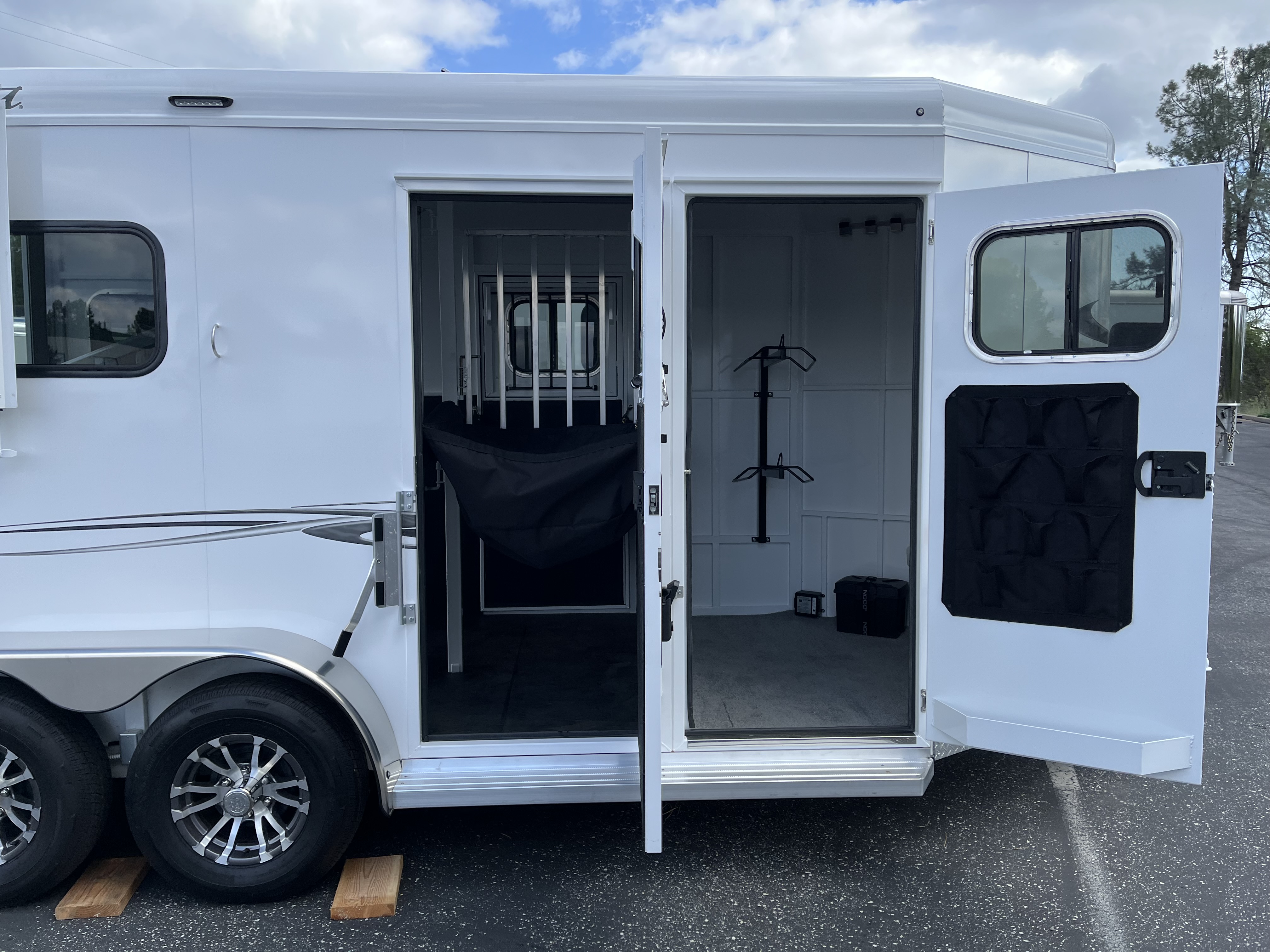 2027 Trails West BP 2H ROYALE SXS TACK Horse Trailer