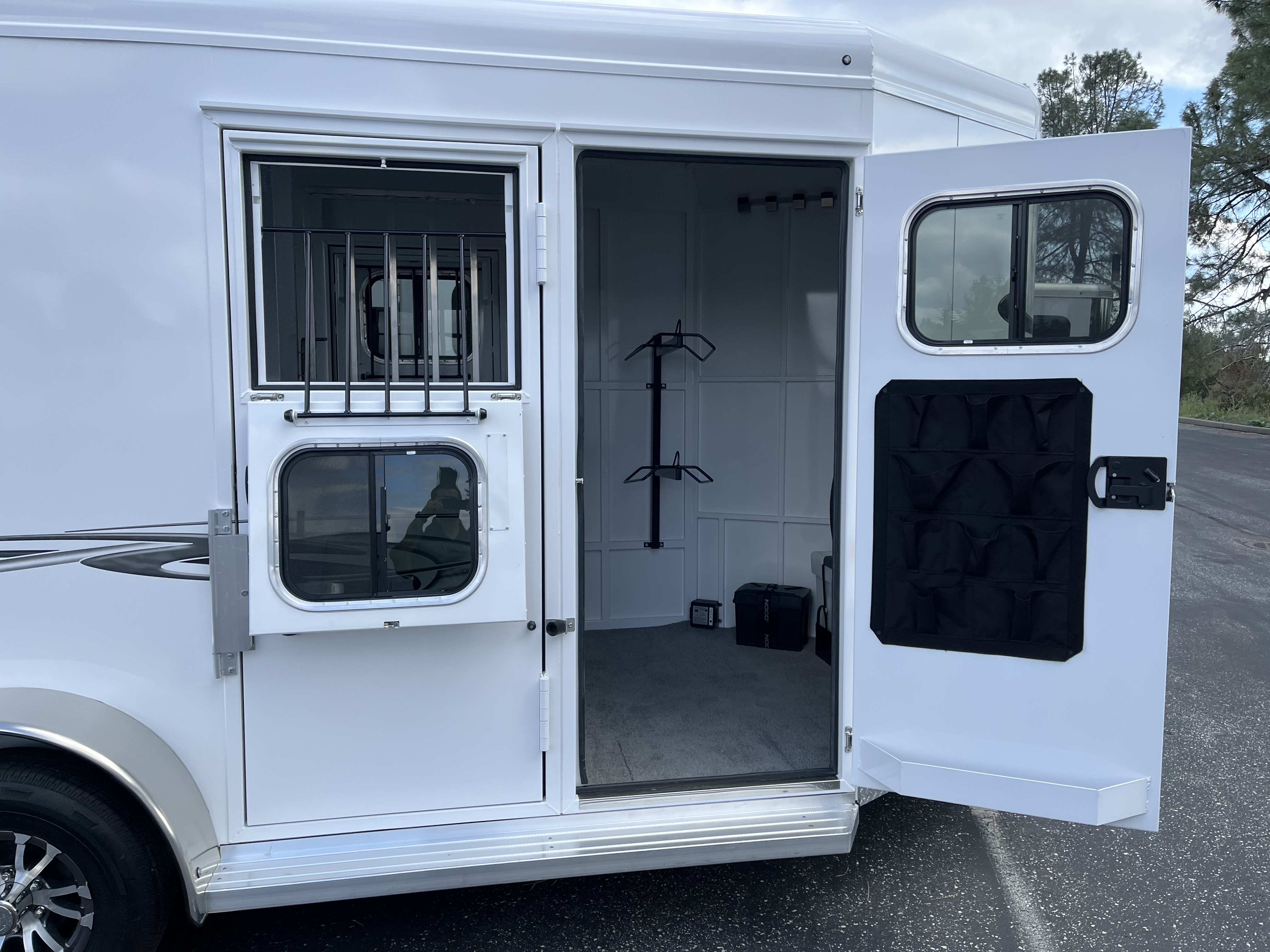 2027 Trails West BP 2H ROYALE SXS TACK Horse Trailer