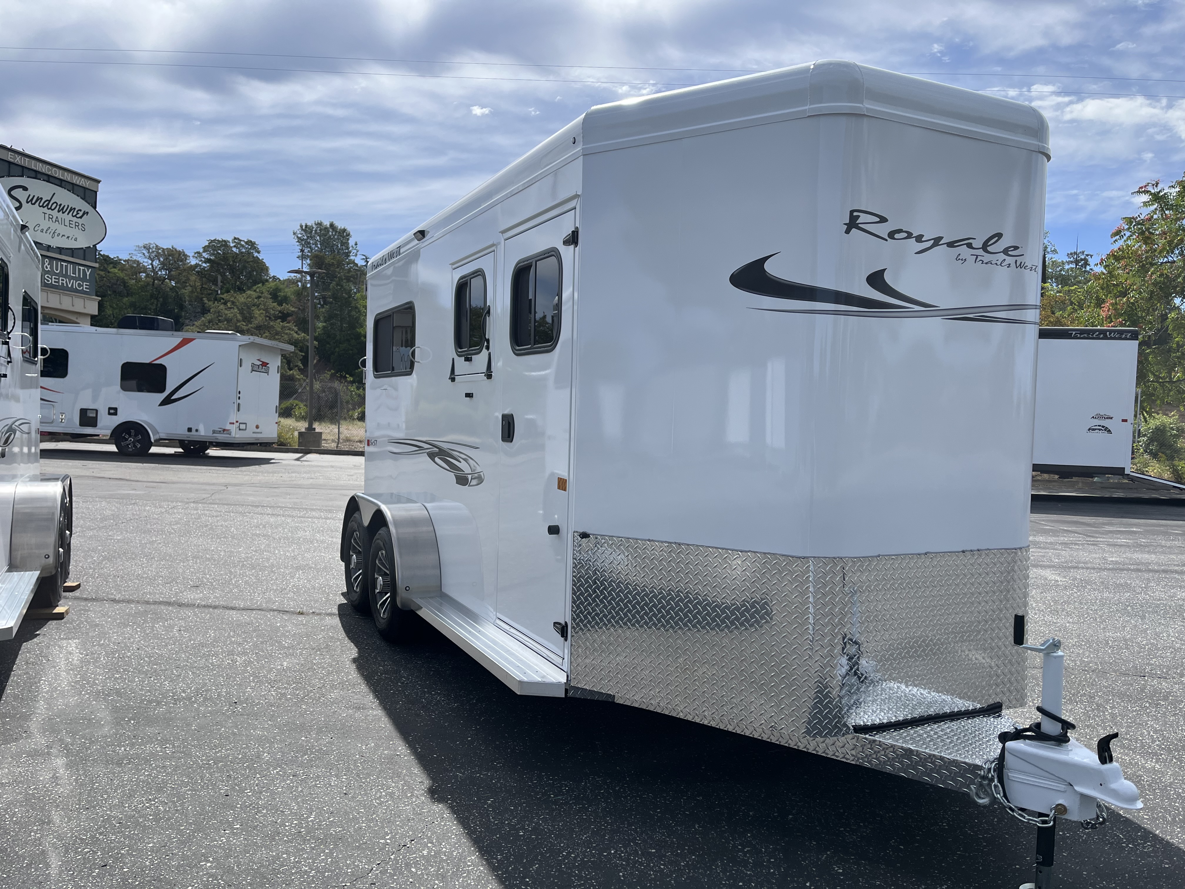 2027 Trails West BP 2H ROYALE SXS TACK Horse Trailer