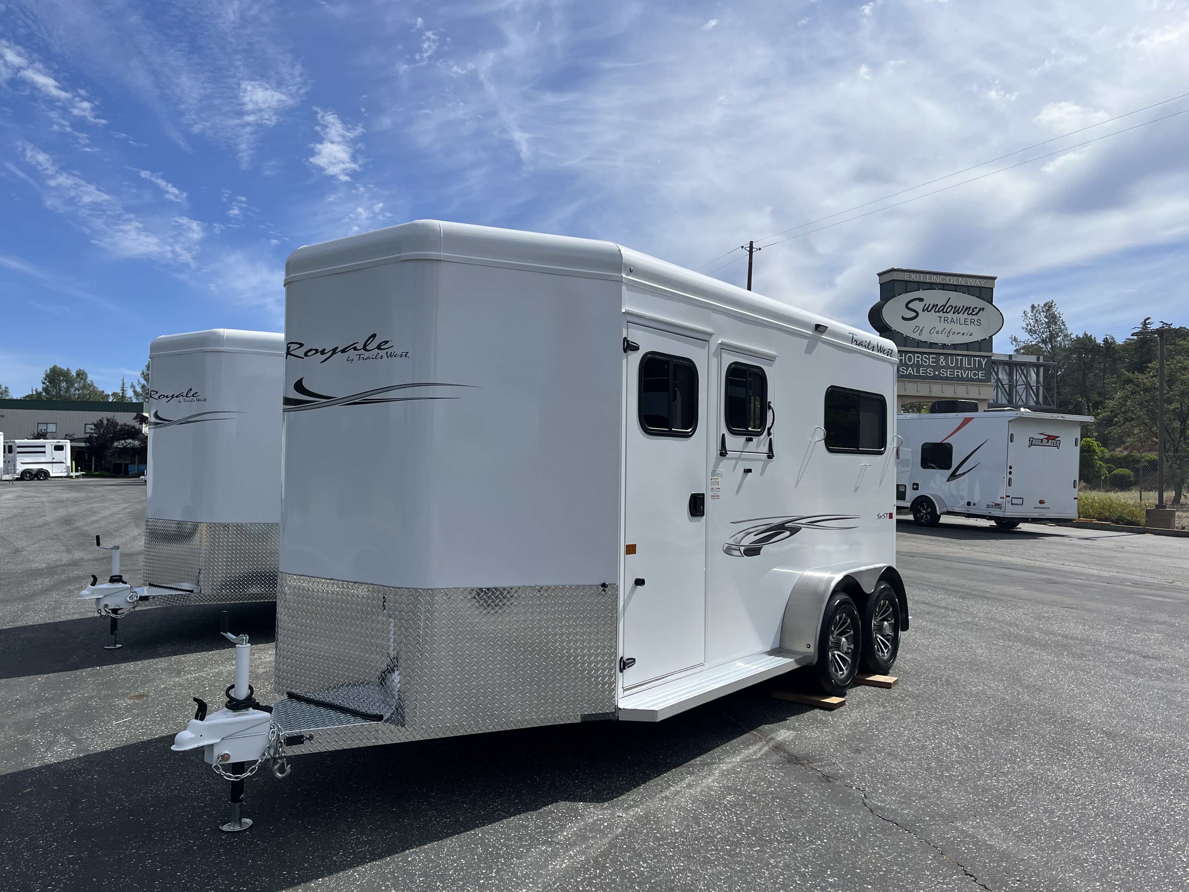 2027 Trails West BP 2H ROYALE SXS TACK Horse Trailer