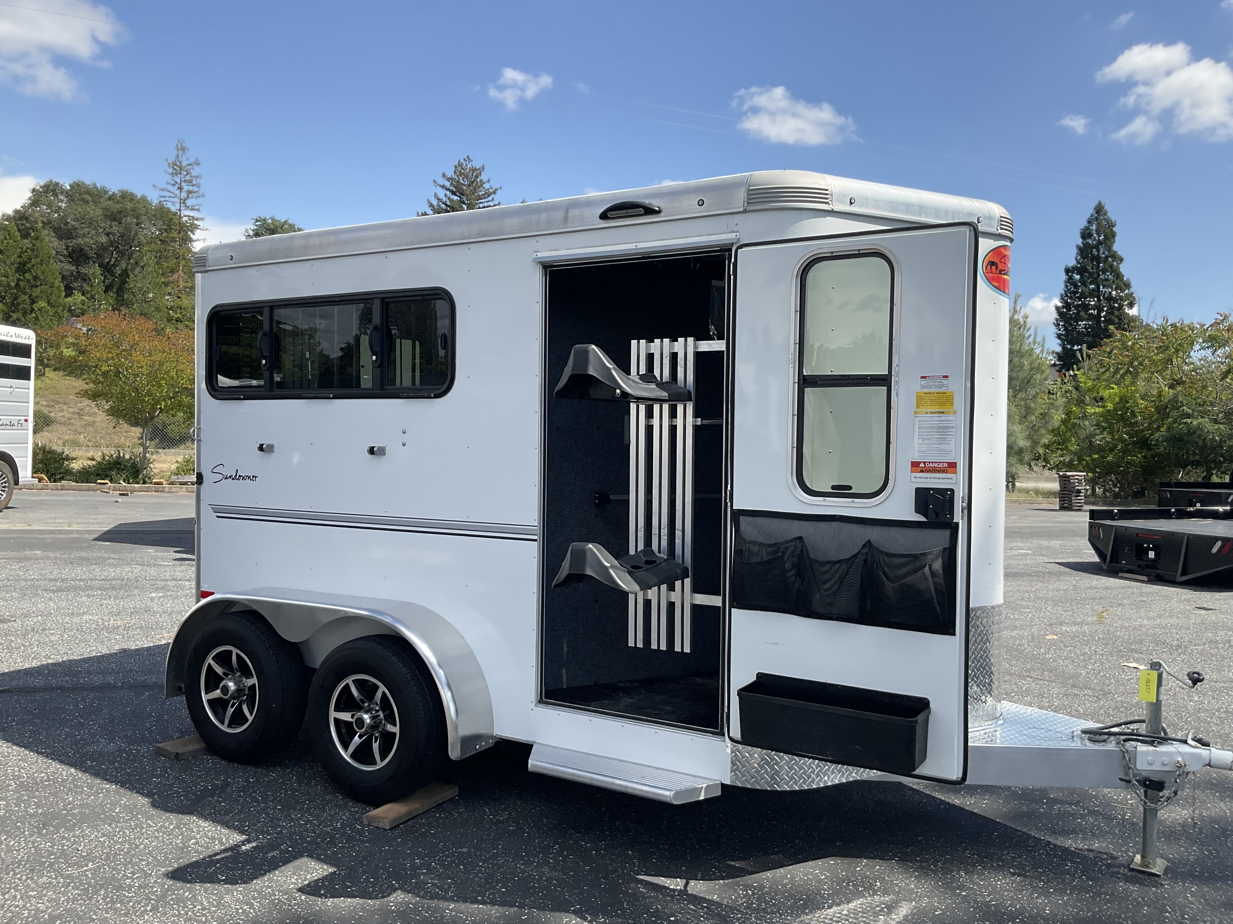 2023 Sundowner BP 2H SPORTMAN Horse Trailer