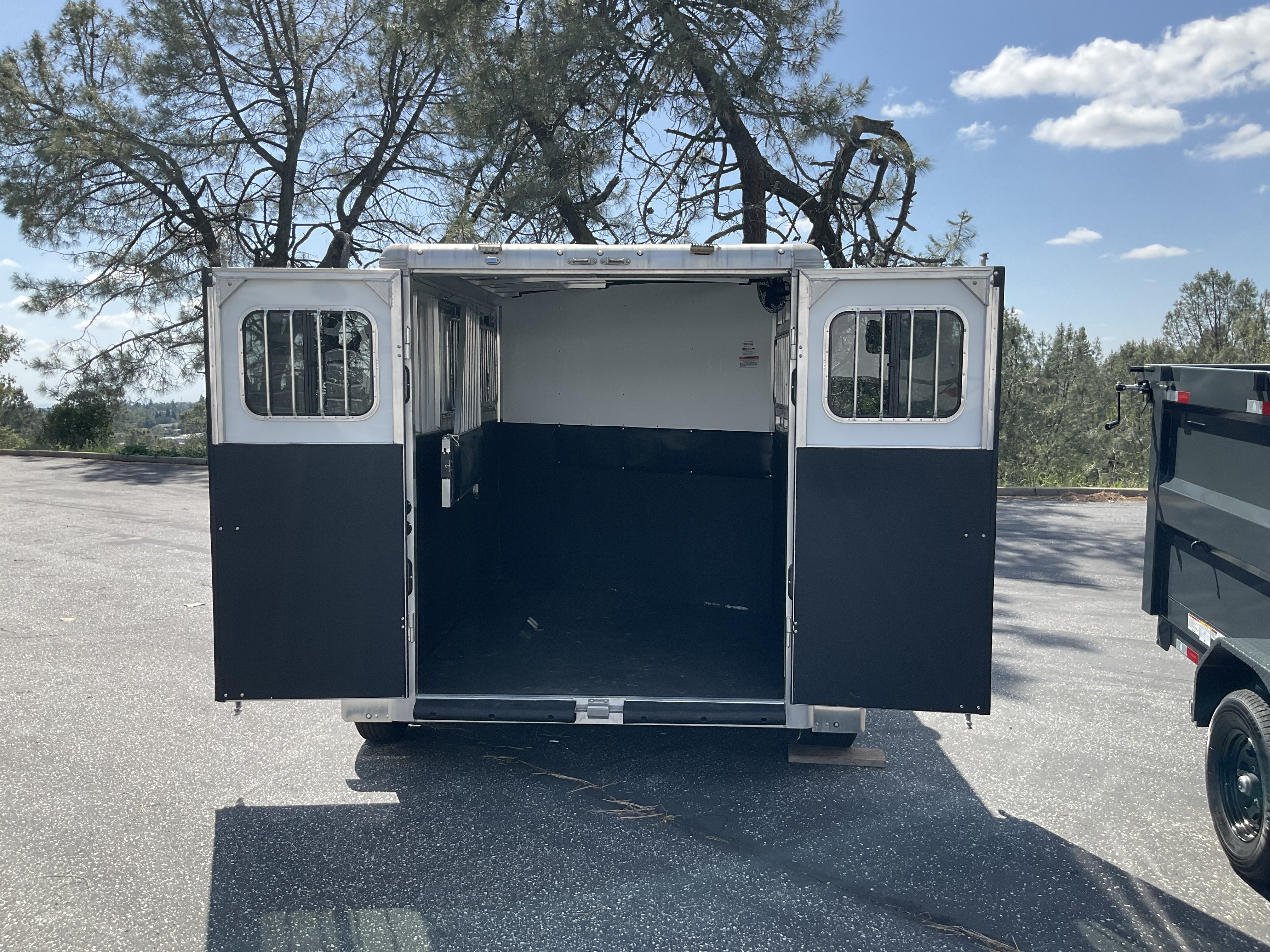 2023 Sundowner BP 2H SPORTMAN Horse Trailer