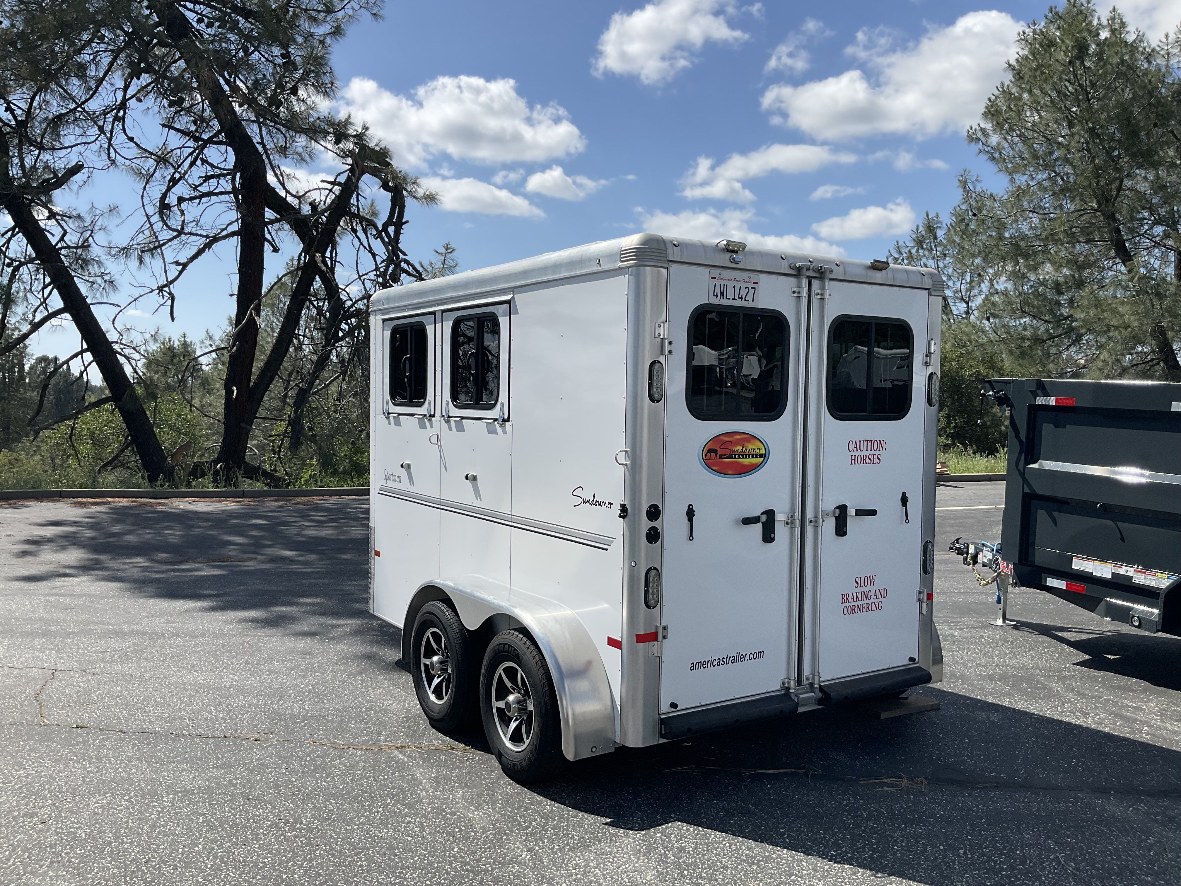 2023 Sundowner BP 2H SPORTMAN Horse Trailer