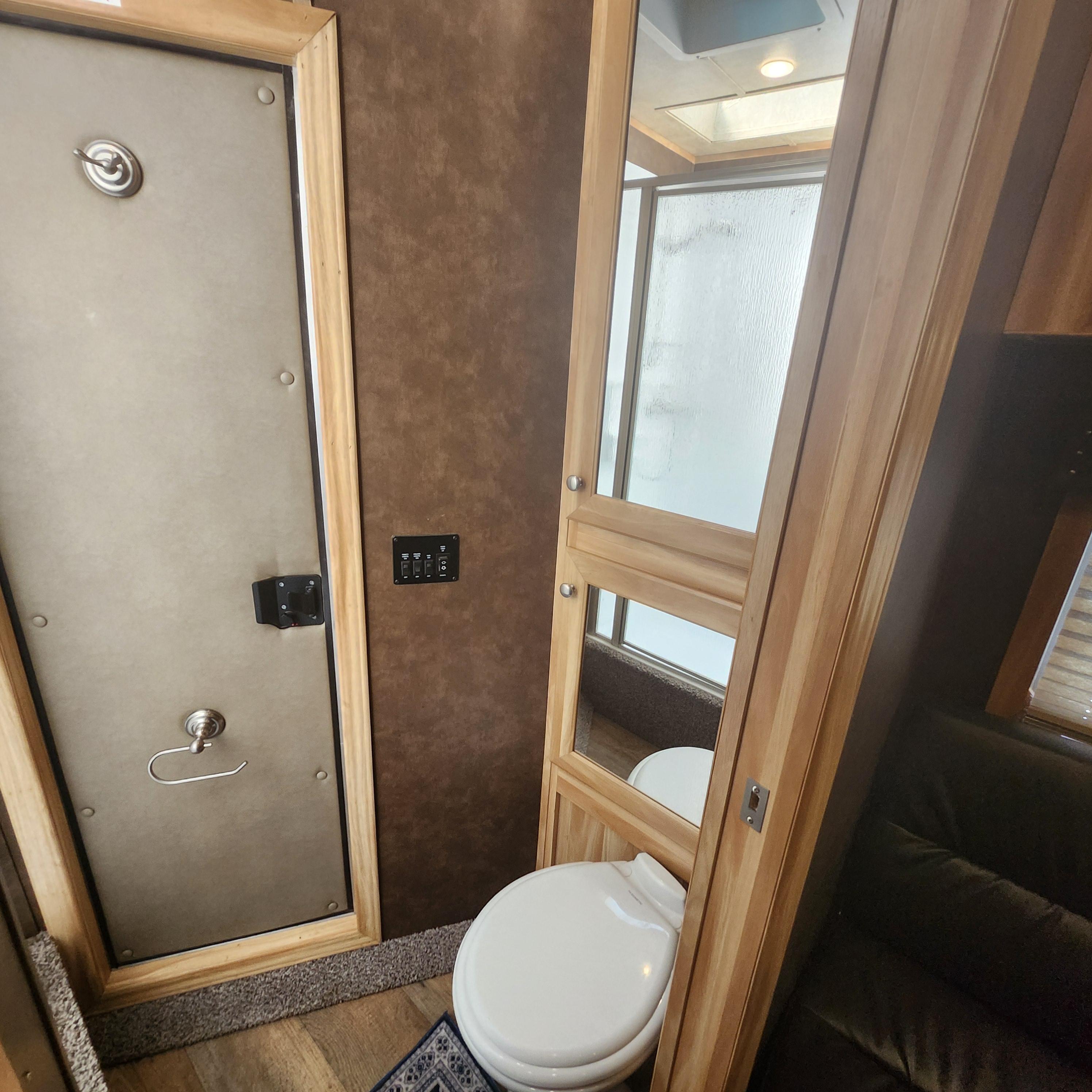 2021 Exiss LQ 2H 7206 ESCAPE LQ