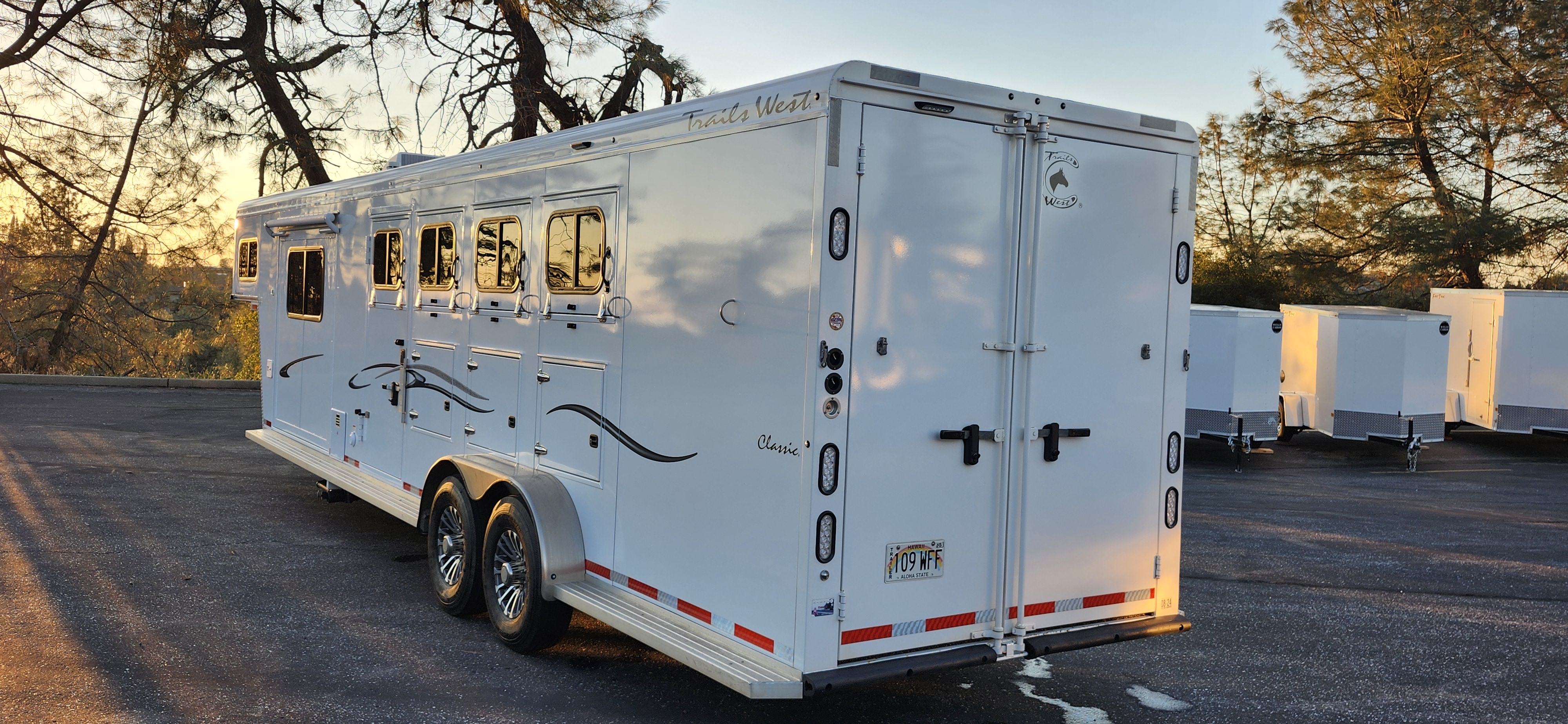 2023 Trails West LQ 4H 10 x 10 SO LQ