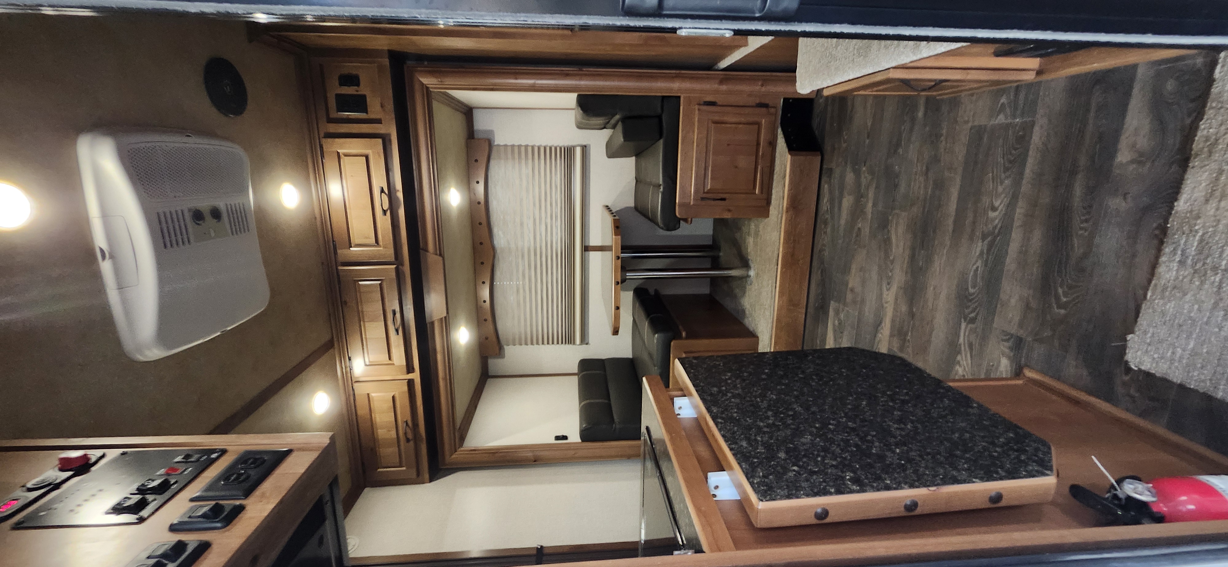 2023 Trails West LQ 4H 10 x 10 SO LQ