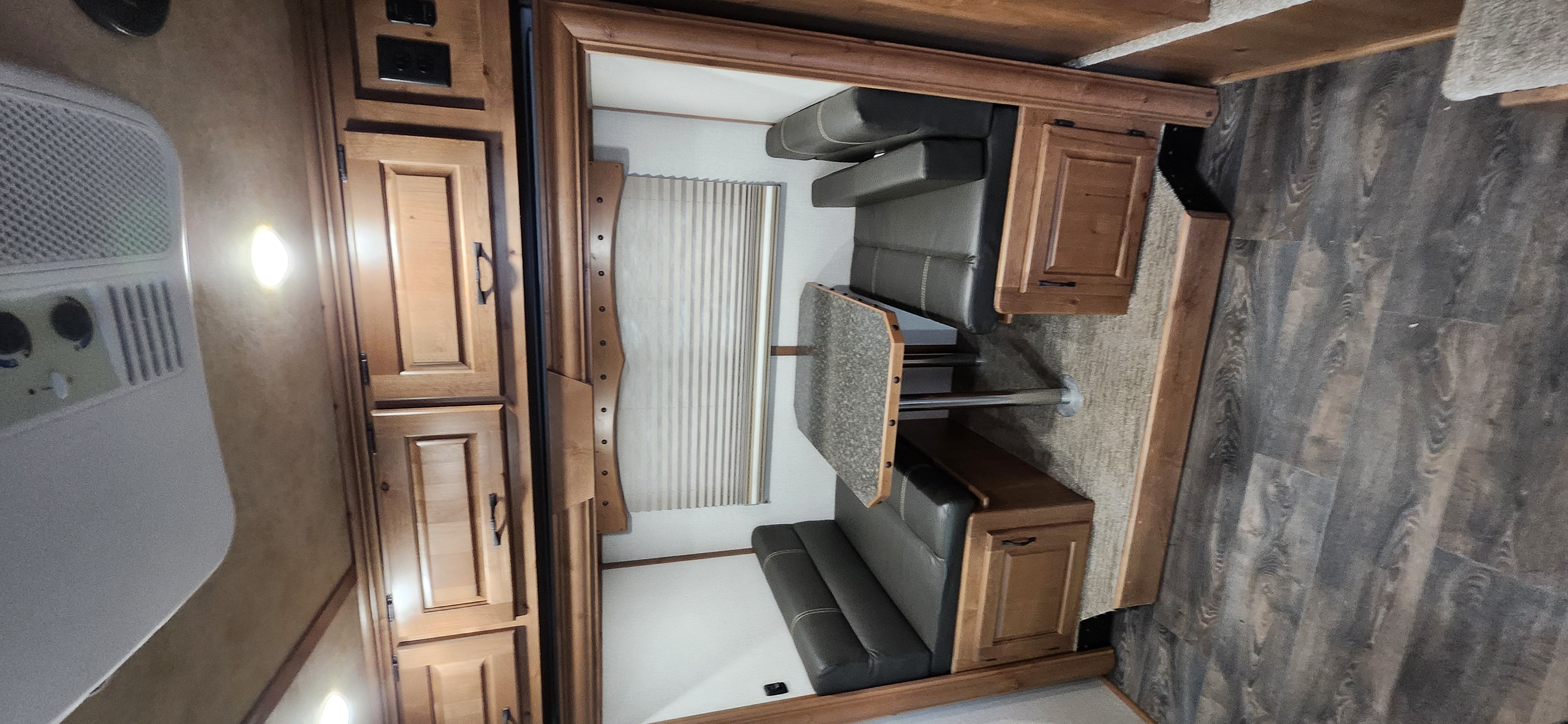 2023 Trails West LQ 4H 10 x 10 SO LQ