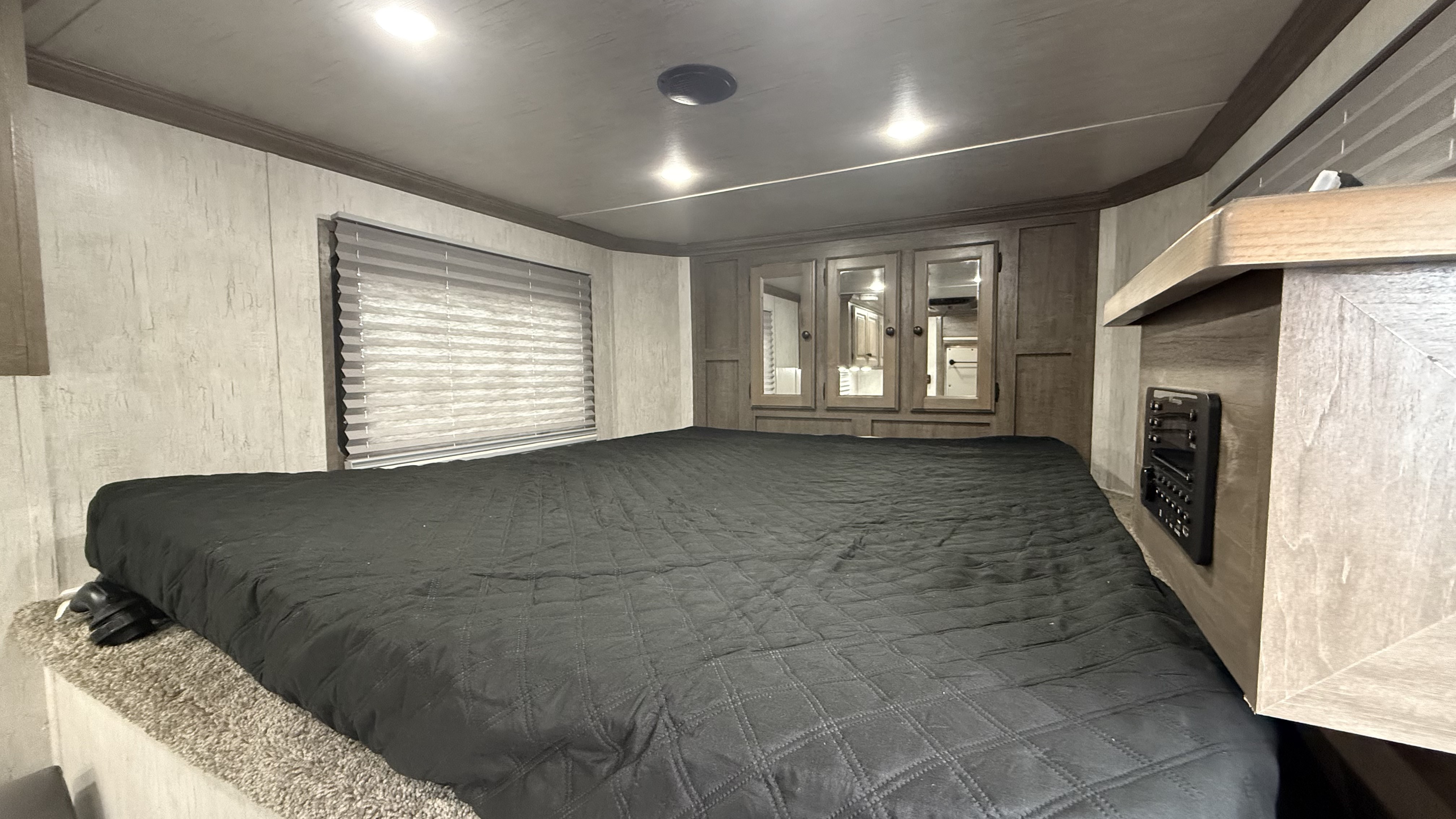 2025 Sundowner LQ 3H SANTA FE WB 6906 LQ