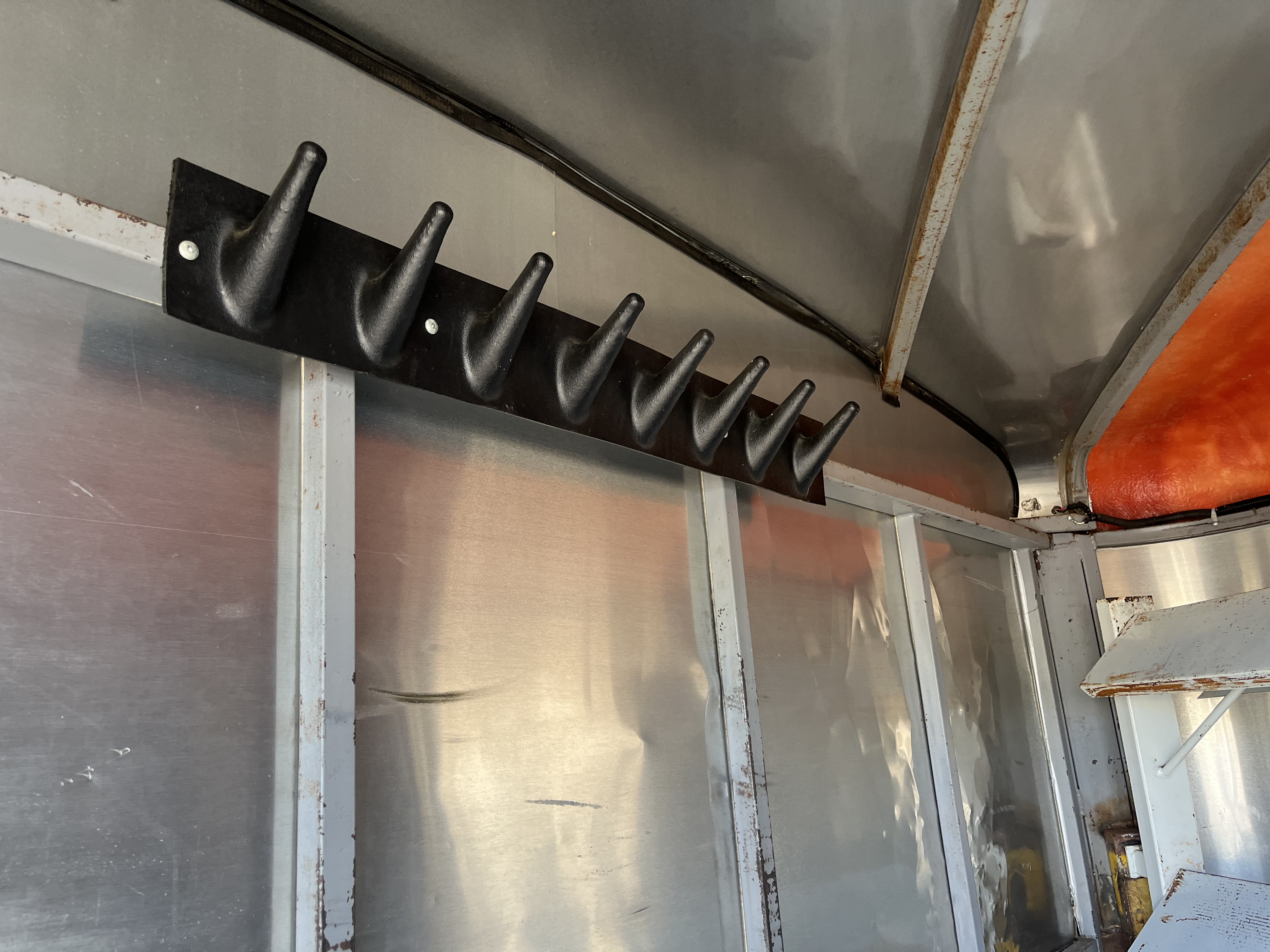 2006 Miley BP 2H Horse Trailer