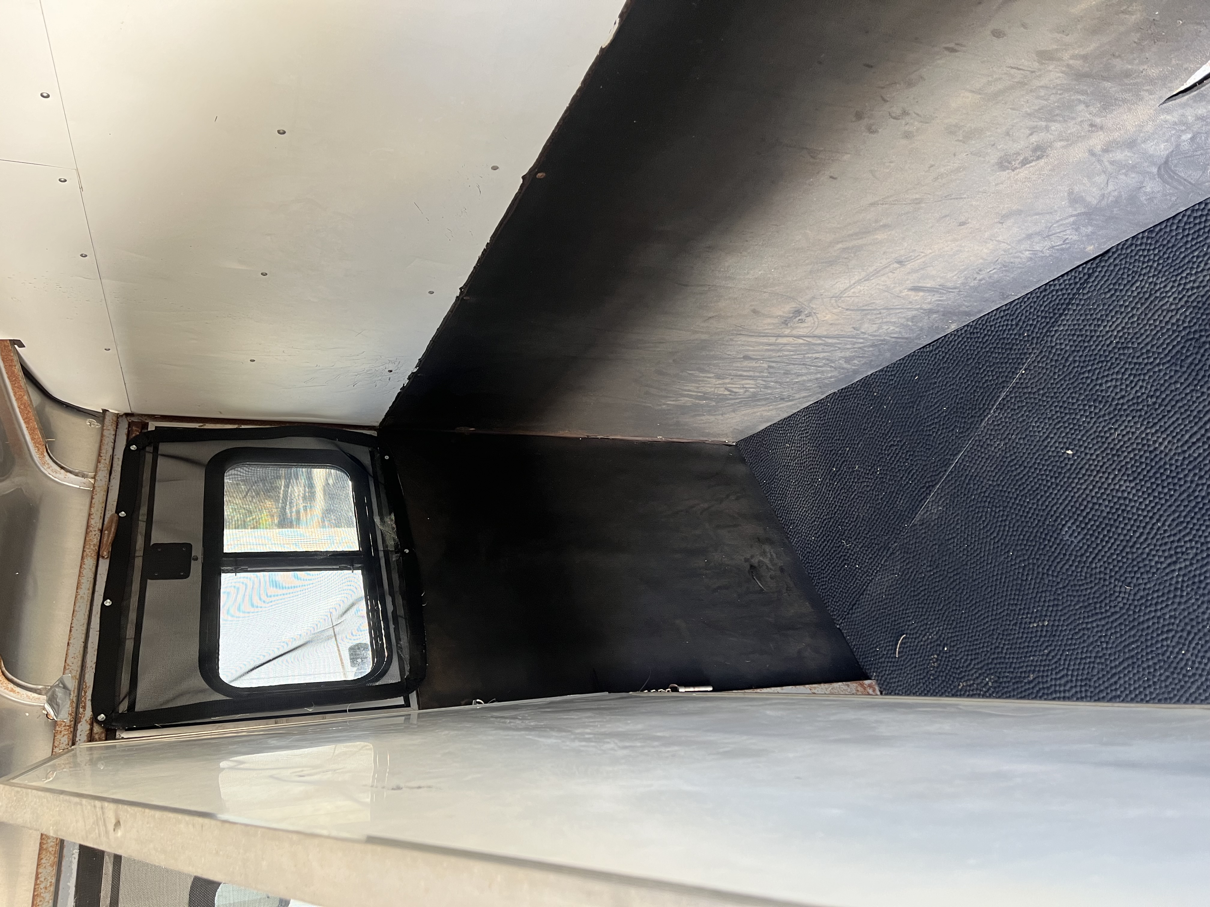 2006 Miley BP 2H Horse Trailer