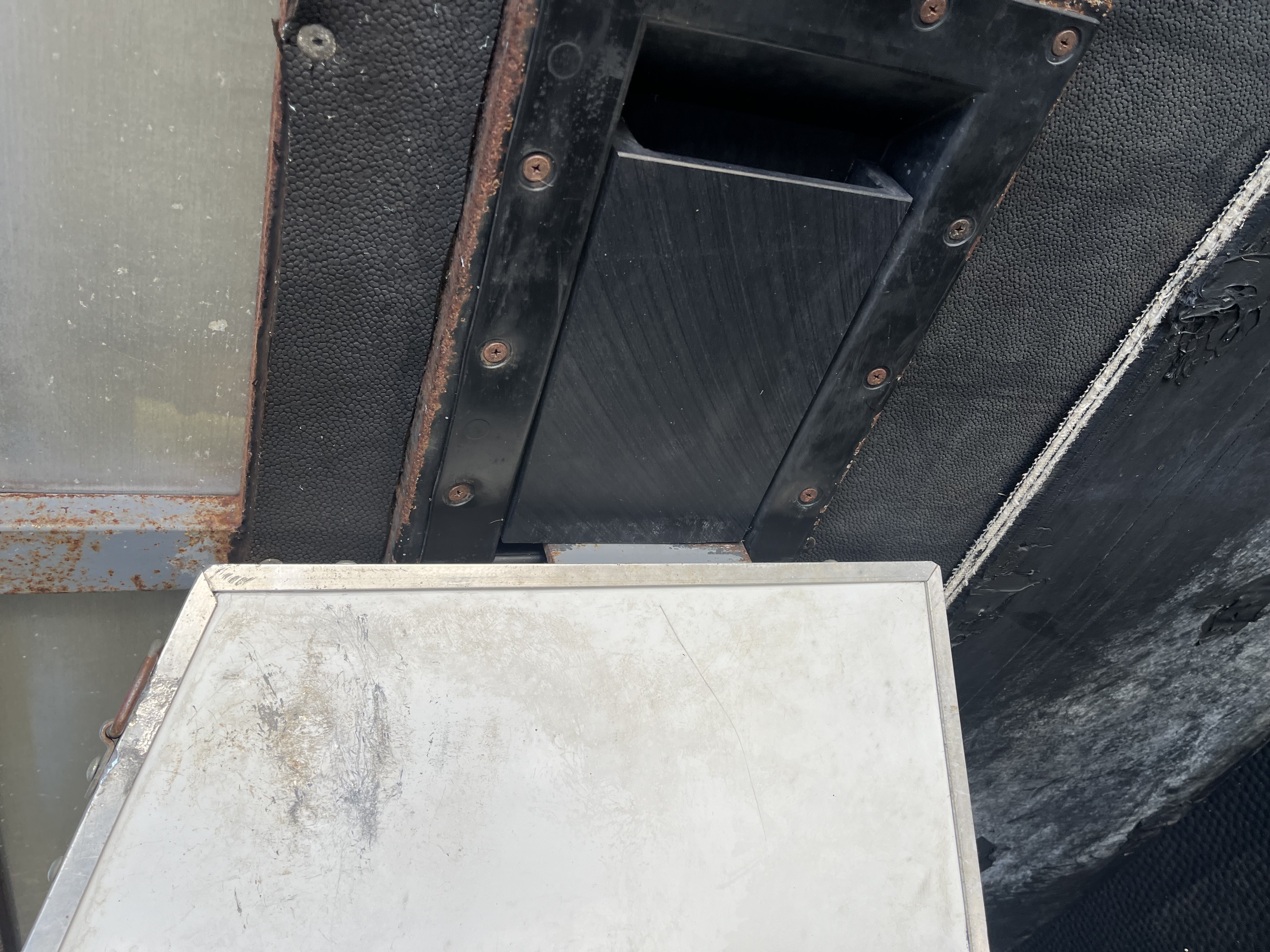 2006 Miley BP 2H Horse Trailer