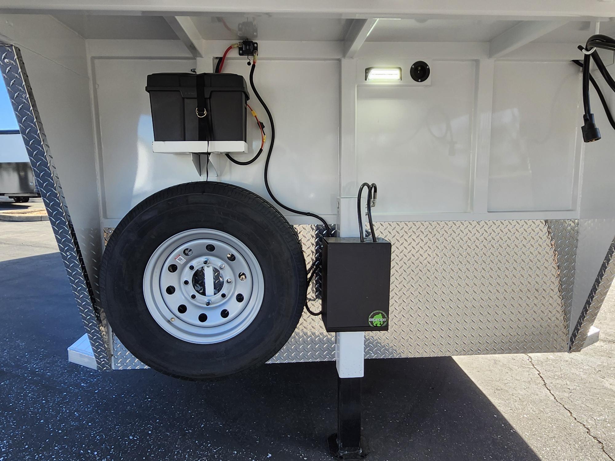 2027 Trails West GN 4H Classic Side Tack Horse Trailer