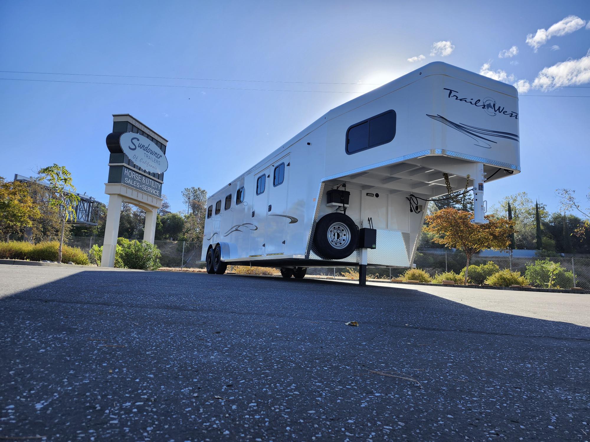 2027 Trails West GN 4H Classic Side Tack Horse Trailer