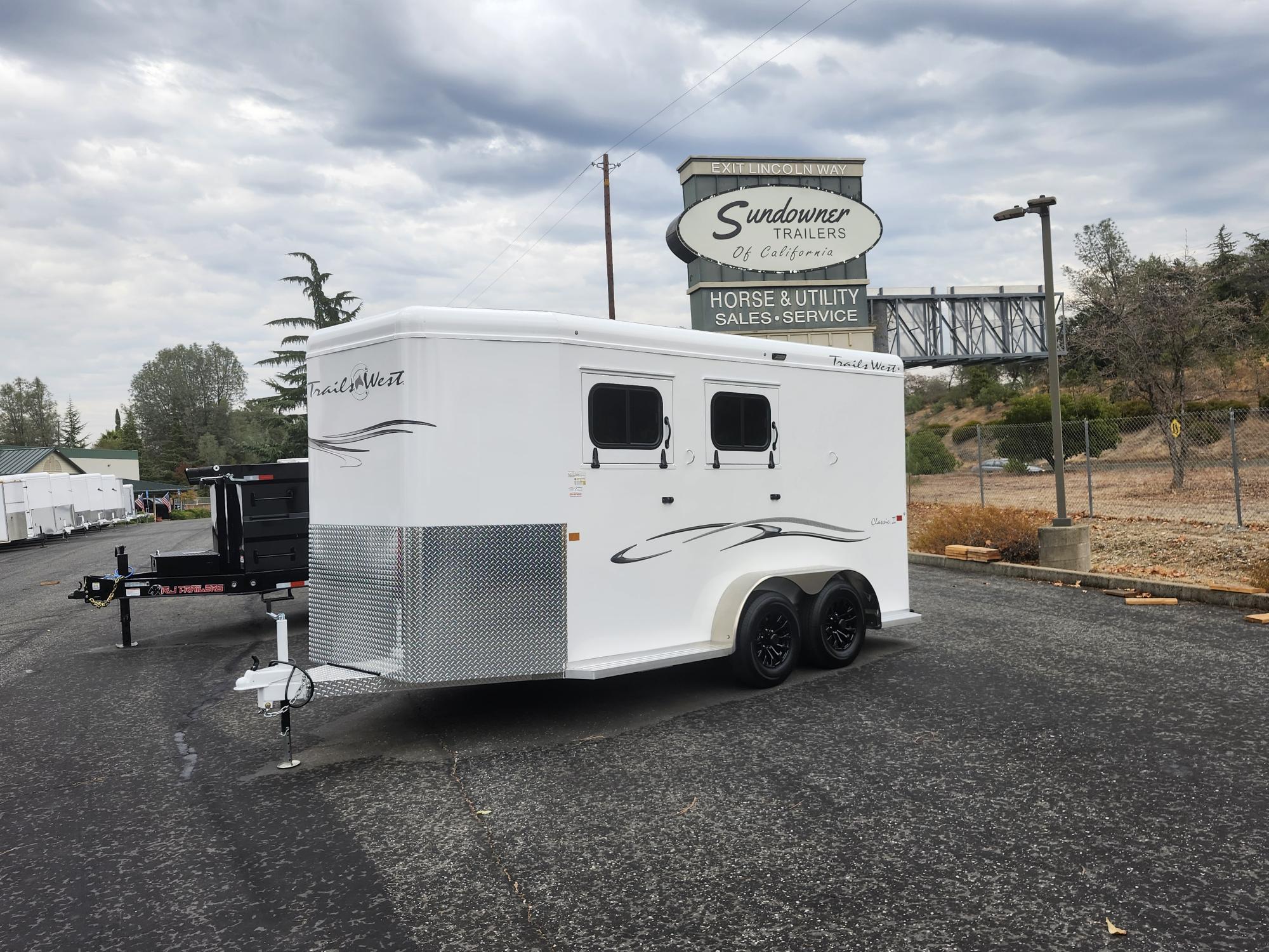 2027 Trails West BP 2H CLASSIC II WB Horse Trailer