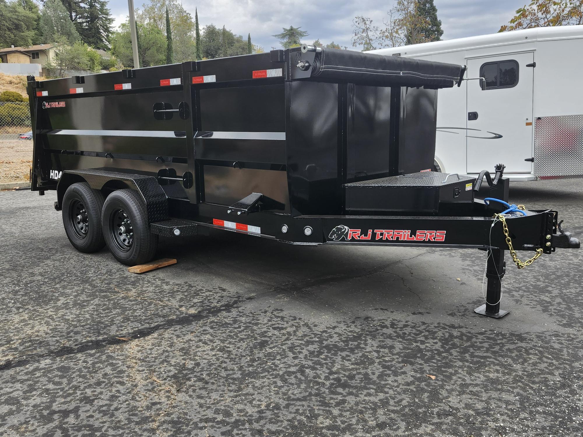 2027 R & J BP 7 X 14 DUMP 14K W/ 4' SIDES Dump