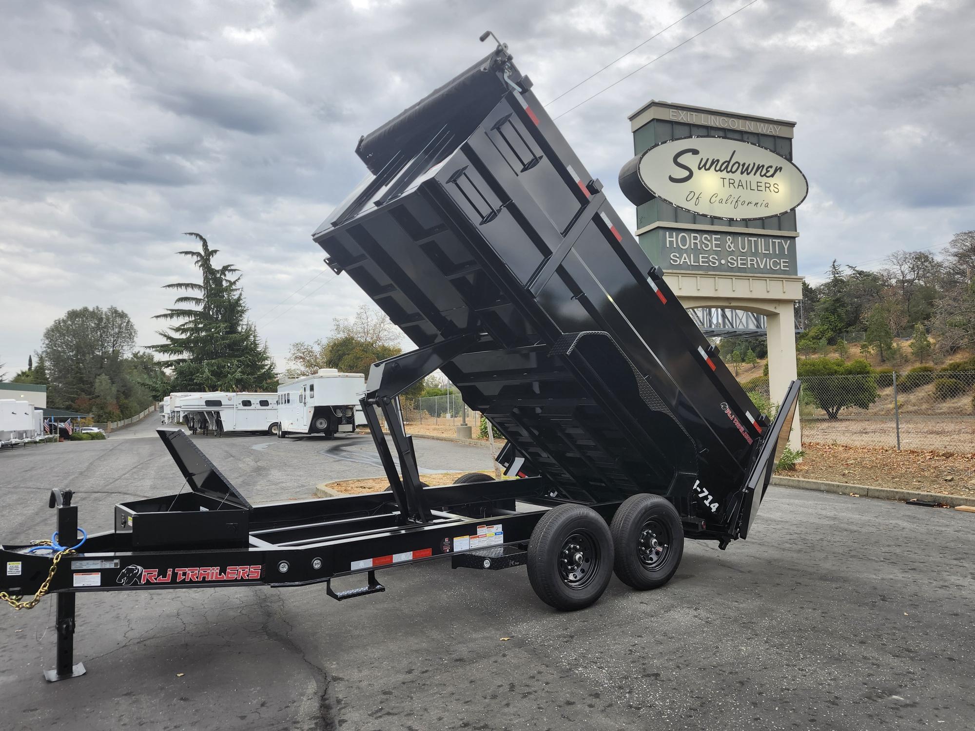 2027 R & J BP 7 X 14 DUMP 14K W/ 4' SIDES Dump